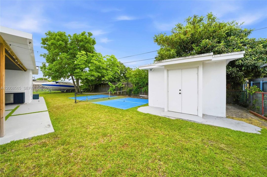 Activo con contrato: $695,000 (3 camas, 2 baños, 1218 Pies cuadrados)