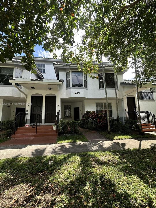 En Renta: $2,350 (2 camas, 2 baños, 1064 Pies cuadrados)