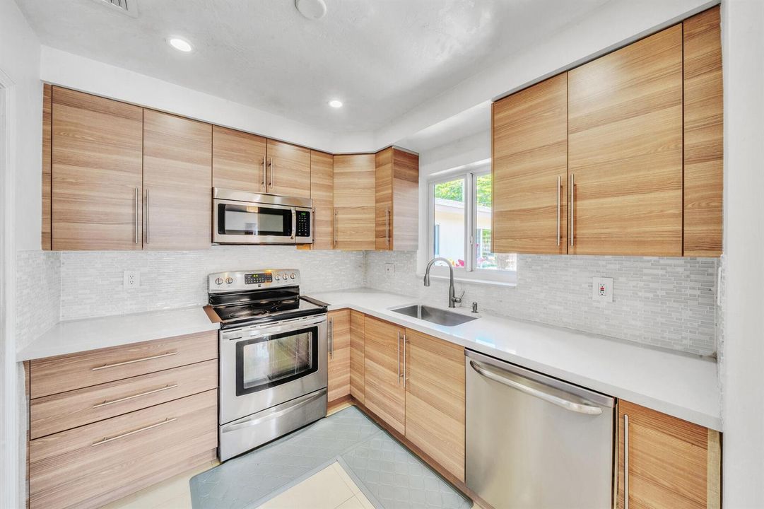 22 3291 Kitchen (3)