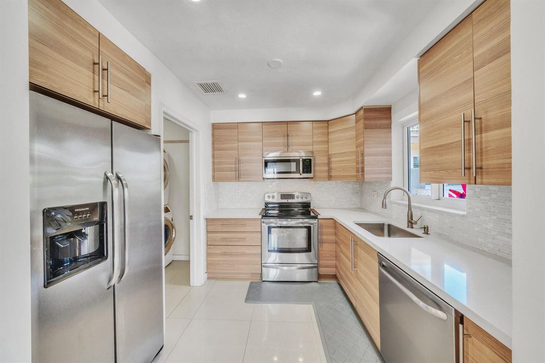 34 3291 Kitchen
