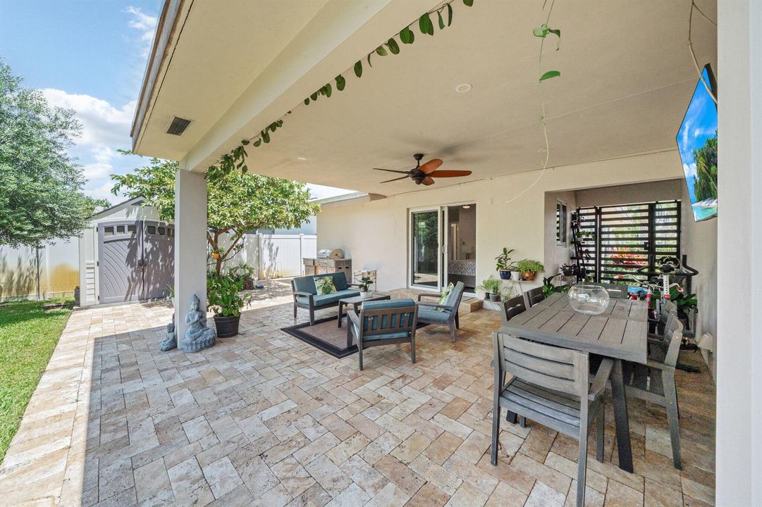 10 Porch (6)