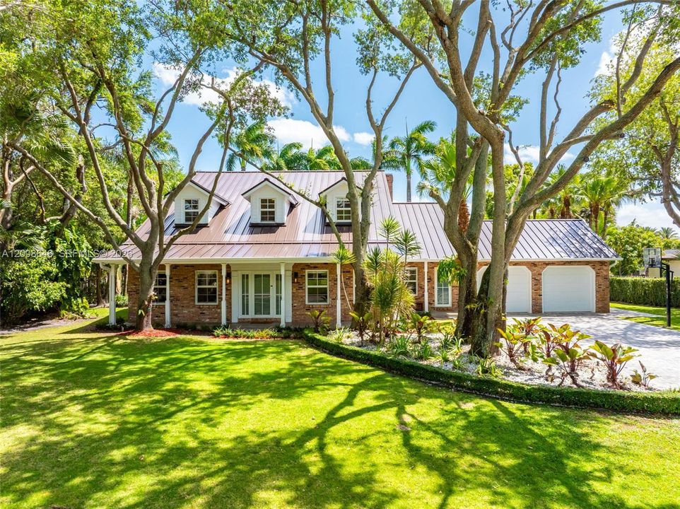 Active With Contract: $13,500 (4 beds, 4 baths, 3160 Square Feet)