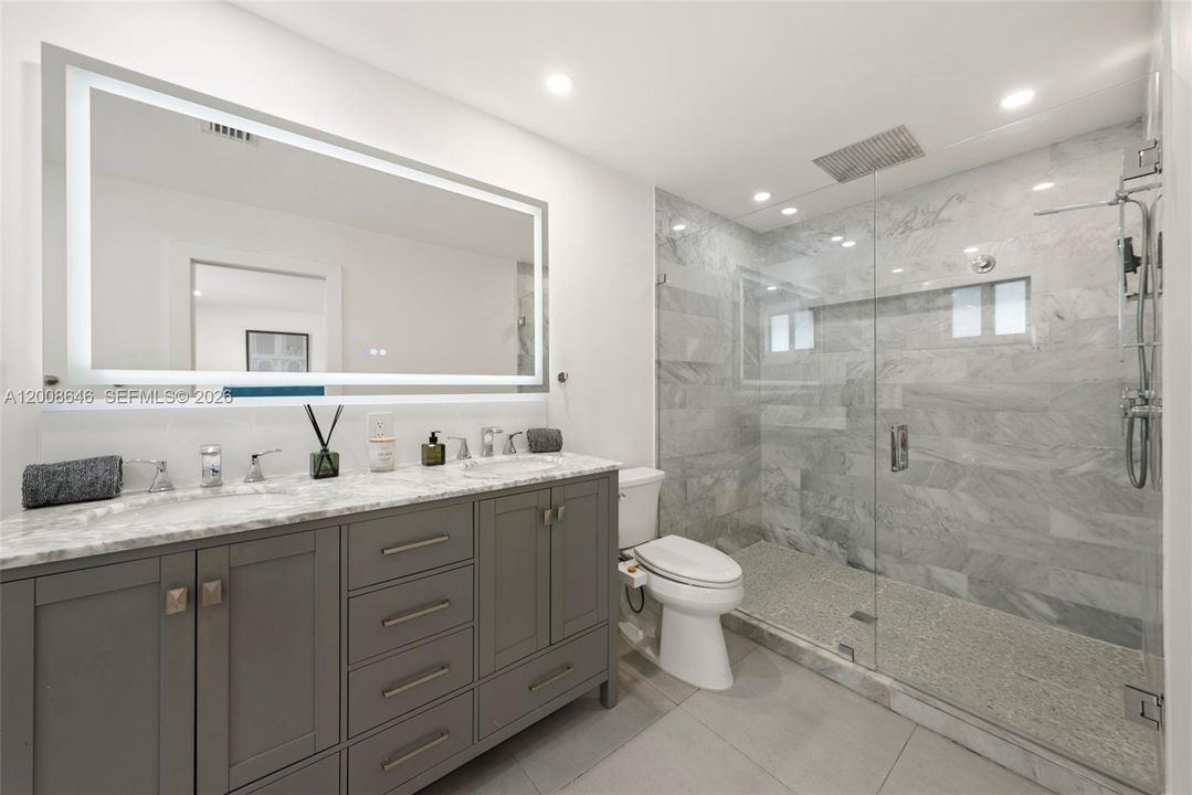 Active With Contract: $13,500 (4 beds, 4 baths, 3160 Square Feet)