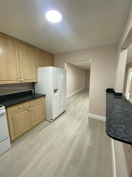 For Sale: $126,000 (2 beds, 2 baths, 960 Square Feet)