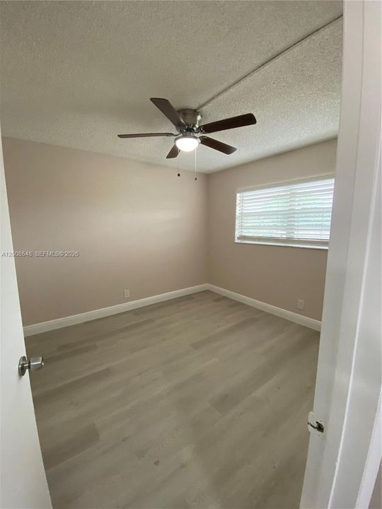 For Sale: $126,000 (2 beds, 2 baths, 960 Square Feet)