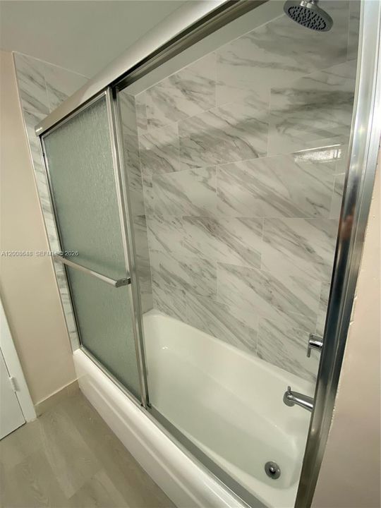 For Sale: $126,000 (2 beds, 2 baths, 960 Square Feet)