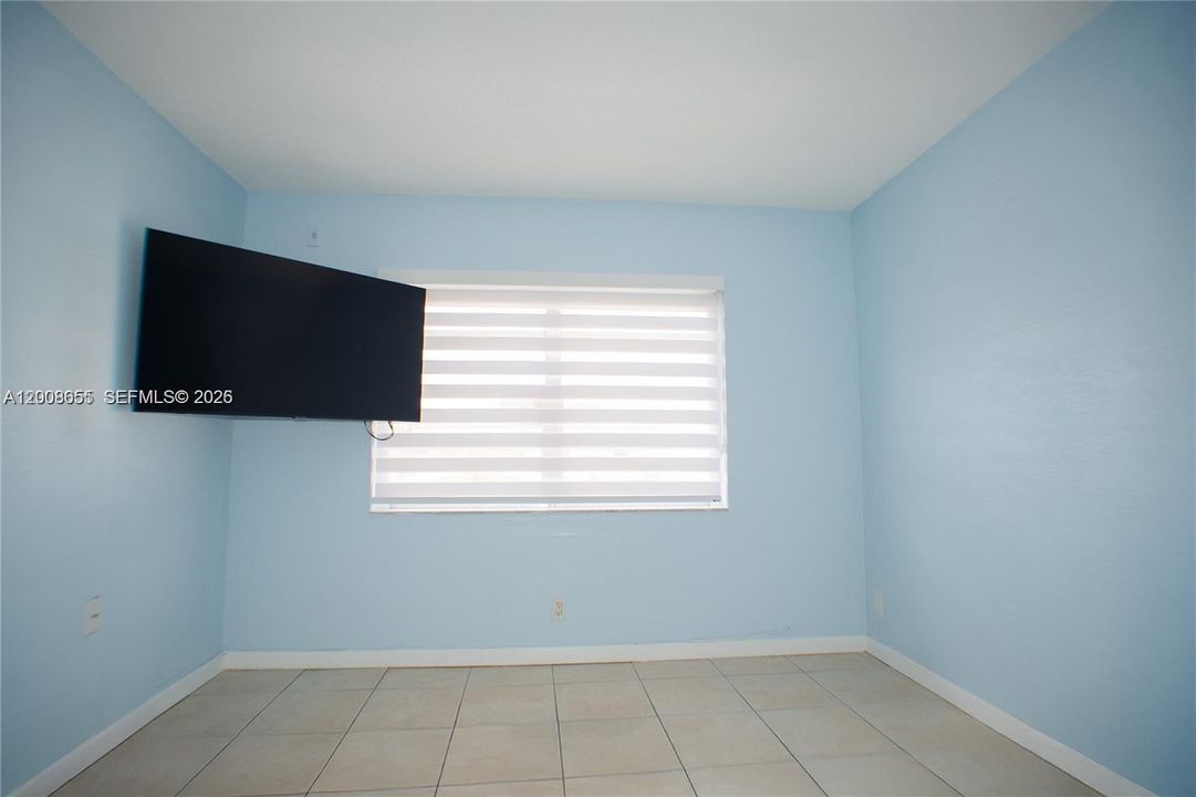 En Venta: $270,000 (3 camas, 1 baños, 952 Pies cuadrados)