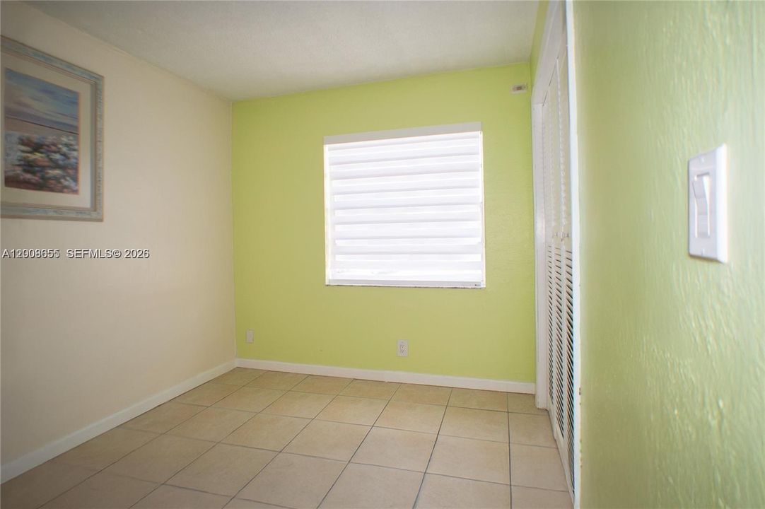 En Venta: $270,000 (3 camas, 1 baños, 952 Pies cuadrados)