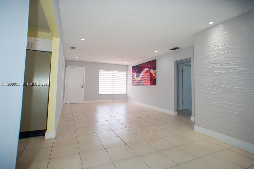 En Venta: $270,000 (3 camas, 1 baños, 952 Pies cuadrados)