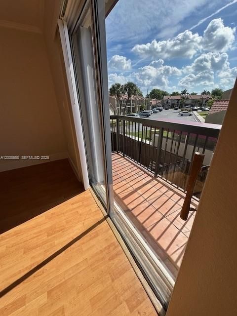 В аренду: $1,950 (1 спален, 1 ванн, 711 Квадратных фут)
