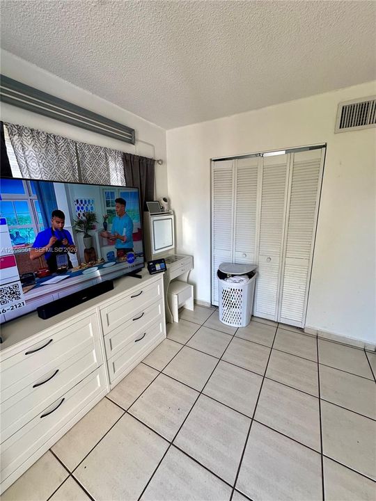 En Venta: $210,000 (0 camas, 1 baños, 440 Pies cuadrados)