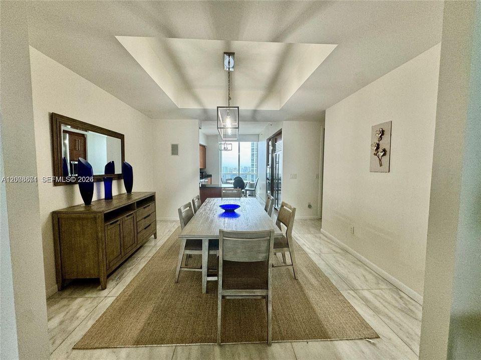 Recently Rented: $9,500 (3 beds, 3 baths, 2100 Square Feet)