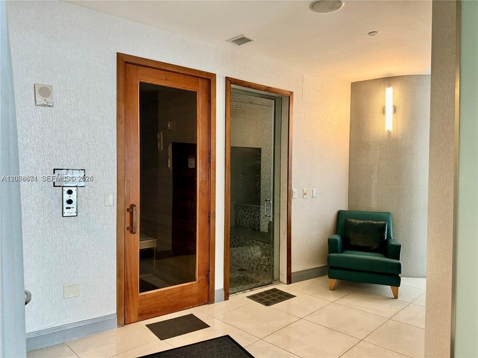 Recently Rented: $9,500 (3 beds, 3 baths, 2100 Square Feet)