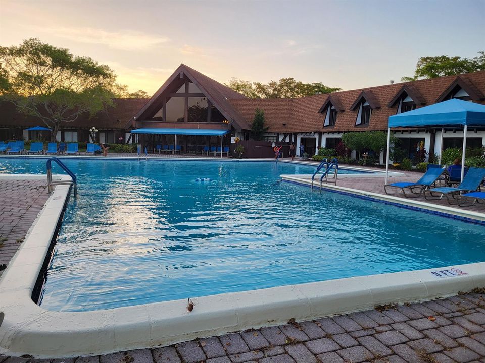 gorgeous pool