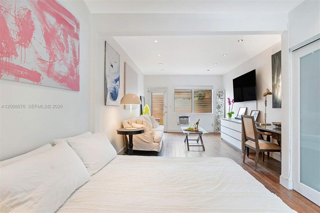 En Venta: $170,000 (0 camas, 1 baños, 380 Pies cuadrados)