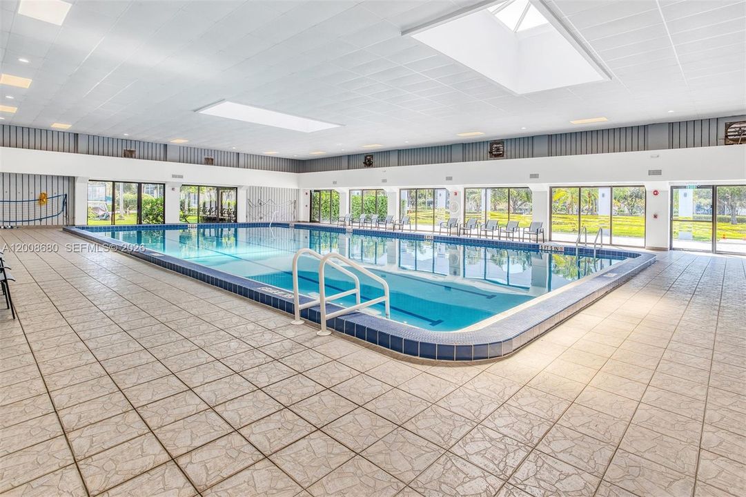For Sale: $212,600 (2 beds, 2 baths, 850 Square Feet)