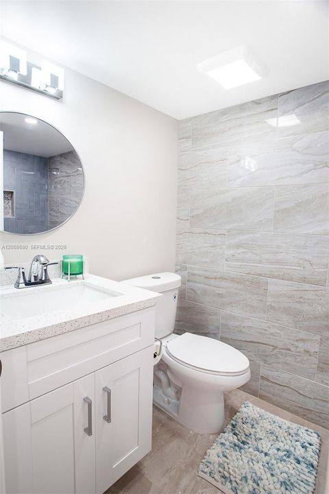 For Sale: $212,600 (2 beds, 2 baths, 850 Square Feet)