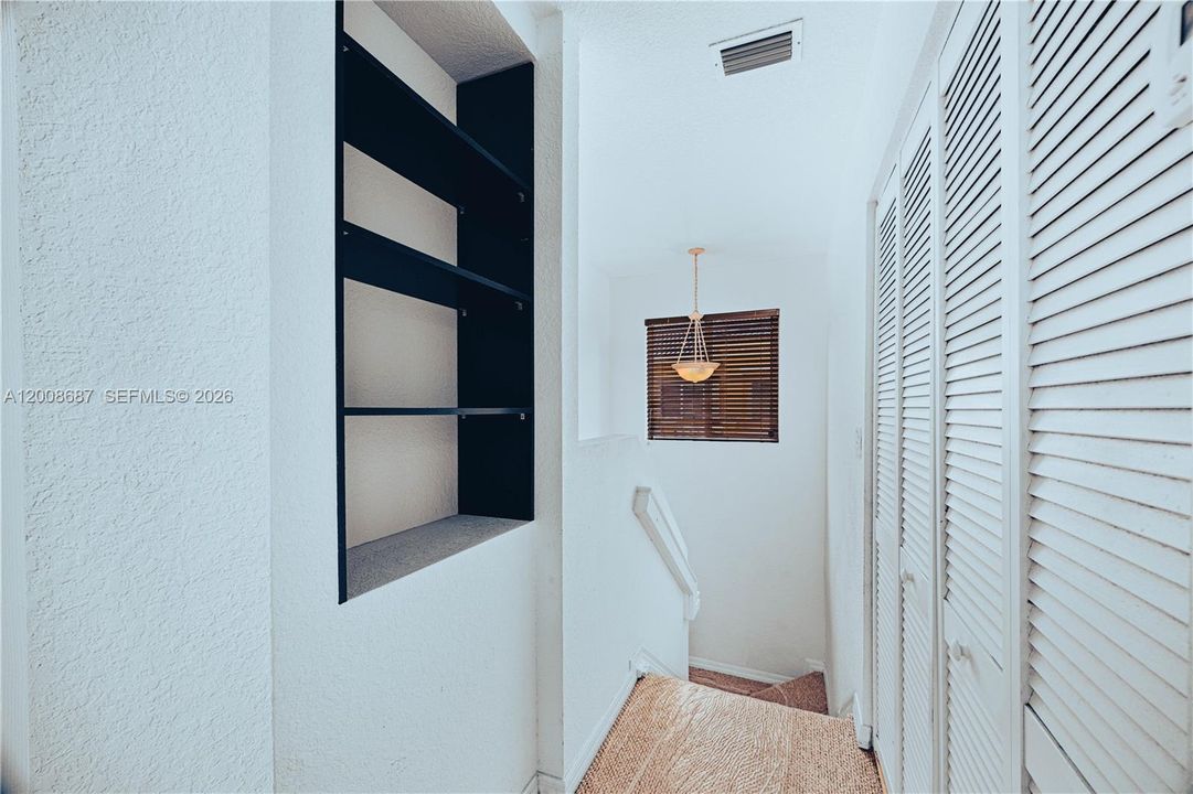 На продажу: $449,900 (3 спален, 2 ванн, 1730 Квадратных фут)