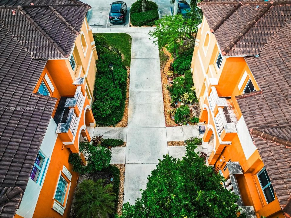 На продажу: $449,900 (3 спален, 2 ванн, 1730 Квадратных фут)