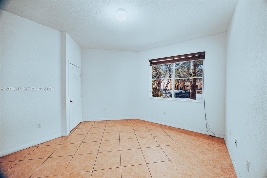 На продажу: $449,900 (3 спален, 2 ванн, 1730 Квадратных фут)