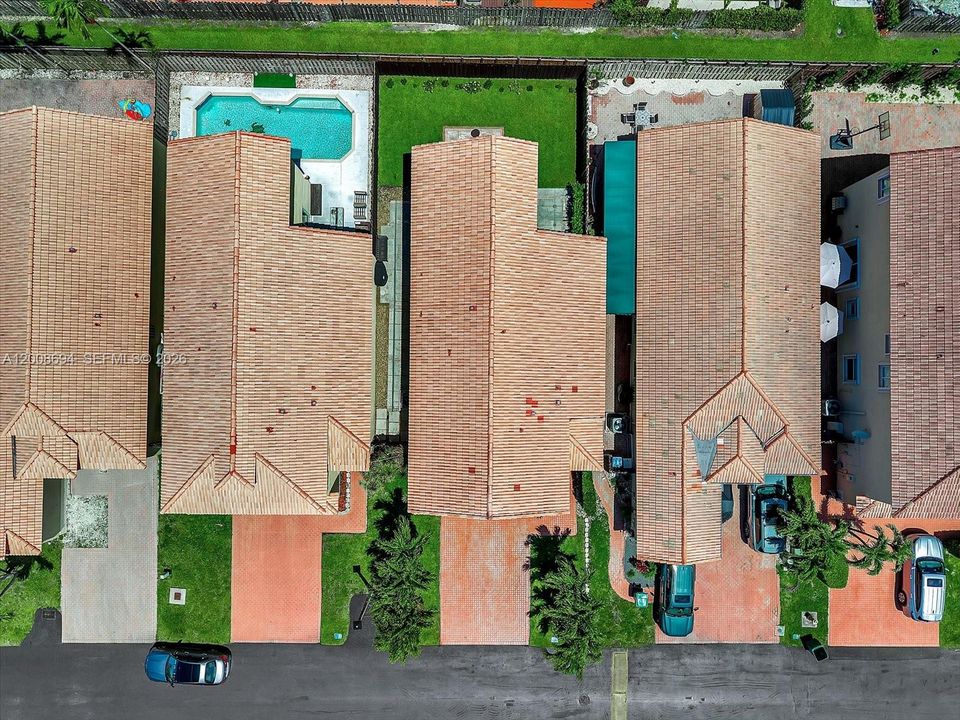 Activo con contrato: $850,000 (4 camas, 2 baños, 1934 Pies cuadrados)