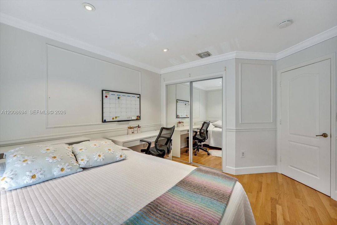 Activo con contrato: $850,000 (4 camas, 2 baños, 1934 Pies cuadrados)