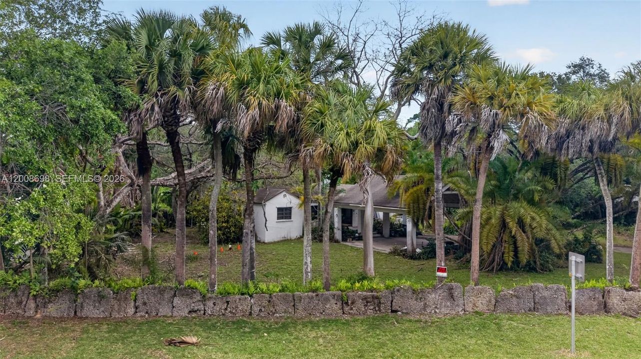 En Venta: $2,400,000 (5 camas, 3 baños, 2628 Pies cuadrados)