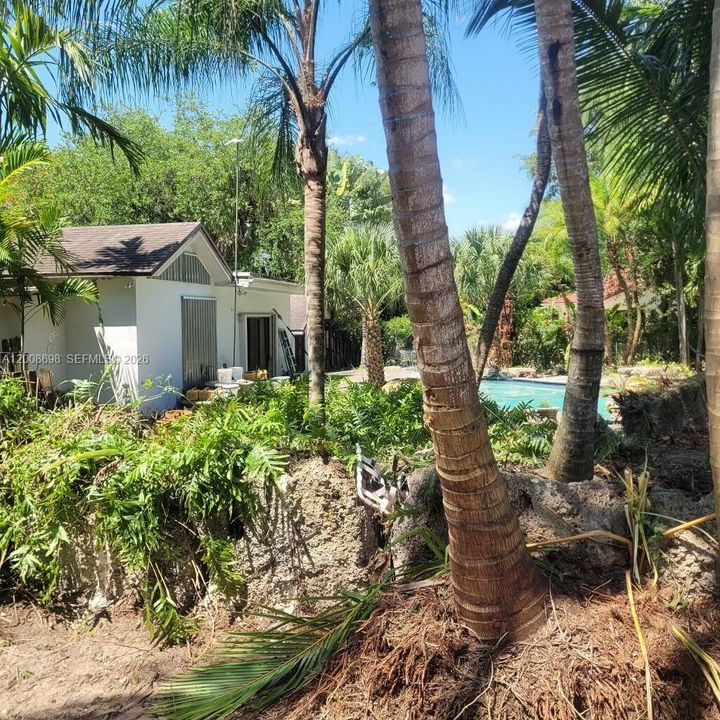 En Venta: $2,400,000 (5 camas, 3 baños, 2628 Pies cuadrados)