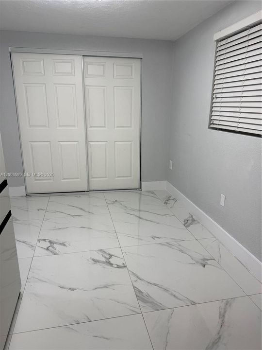 Activo con contrato: $895,000 (7 camas, 3 baños, 2843 Pies cuadrados)