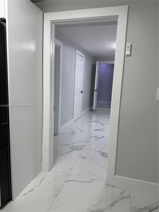 Activo con contrato: $895,000 (7 camas, 3 baños, 2843 Pies cuadrados)