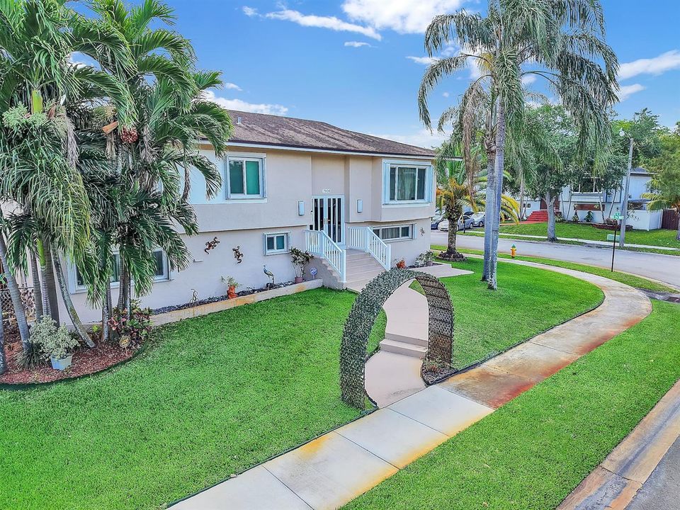 7908 NW 40th St, Hollywood -2