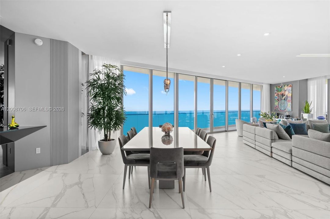 En Venta: $7,498,000 (4 camas, 5 baños, 3481 Pies cuadrados)