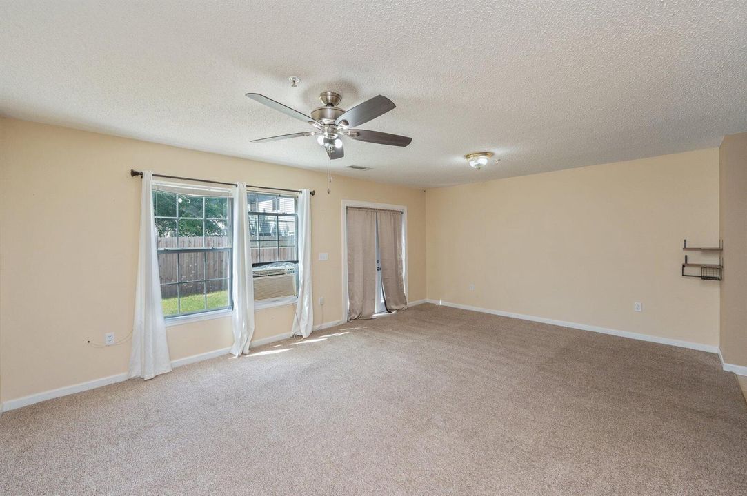 10-web-or-mls-307-crooked-pine-trail