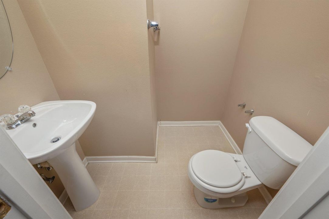 21-web-or-mls-307-crooked-pine-trail