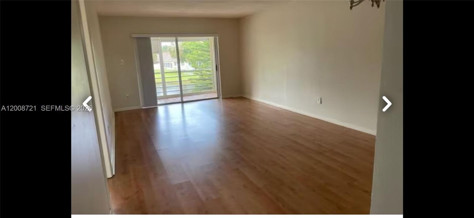 For Sale: $149,000 (1 beds, 1 baths, 825 Square Feet)