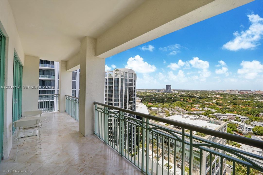 For Rent: $52,000 (3 beds, 3 baths, 4935 Square Feet)
