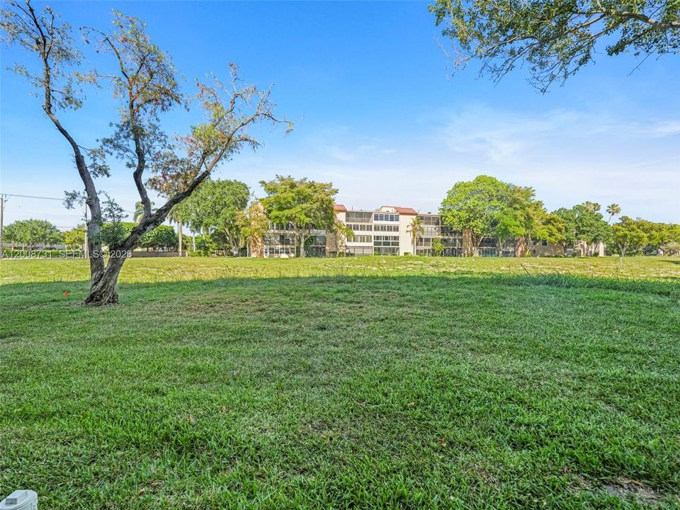 En Venta: $80,000 (2 camas, 2 baños, 1100 Pies cuadrados)