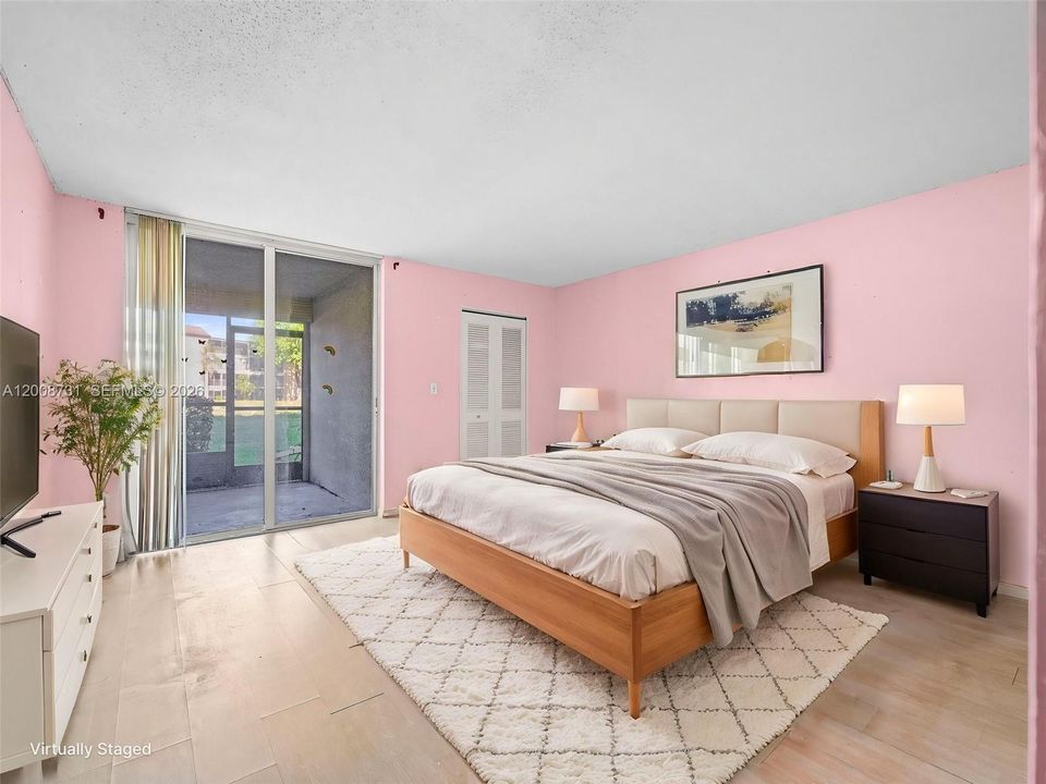 En Venta: $80,000 (2 camas, 2 baños, 1100 Pies cuadrados)