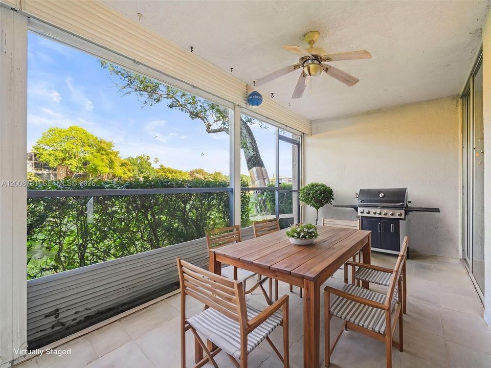 En Venta: $80,000 (2 camas, 2 baños, 1100 Pies cuadrados)