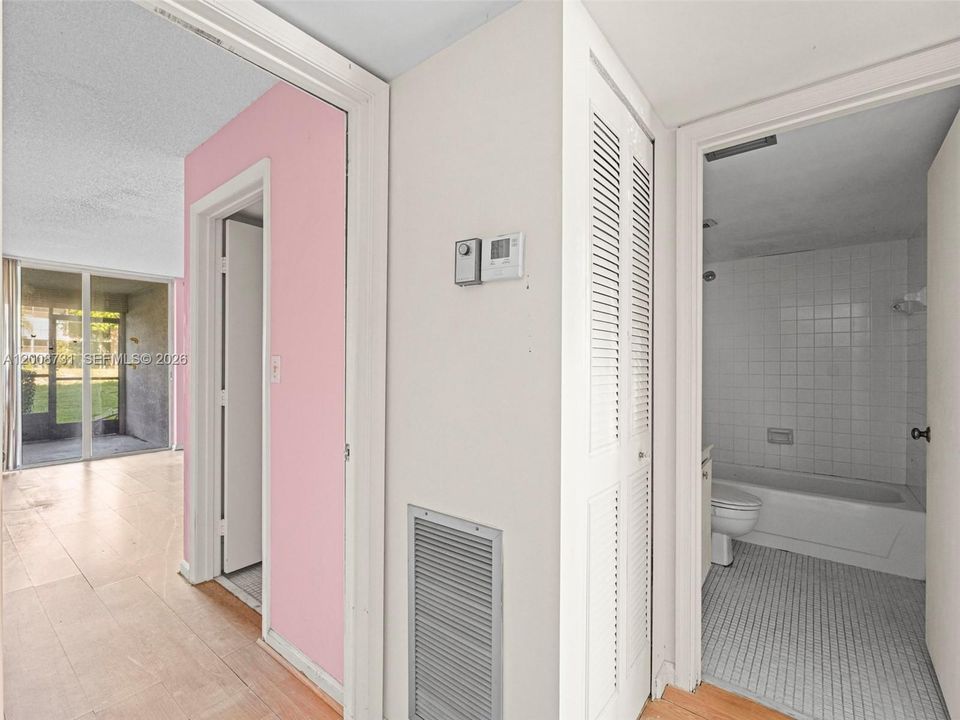 En Venta: $80,000 (2 camas, 2 baños, 1100 Pies cuadrados)
