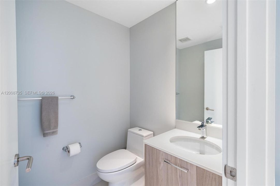 En Venta: $499,999 (1 camas, 1 baños, 662 Pies cuadrados)