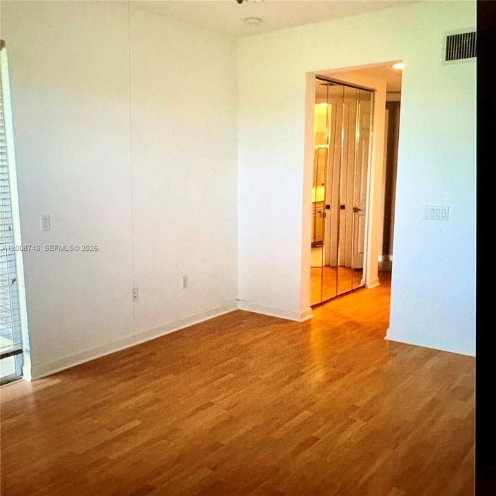 В аренду: $3,500 (3 спален, 2 ванн, 1401 Квадратных фут)