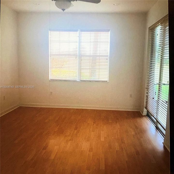 В аренду: $3,500 (3 спален, 2 ванн, 1401 Квадратных фут)