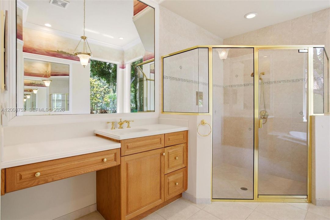 For Sale: $2,700,000 (6 beds, 5 baths, 4889 Square Feet)