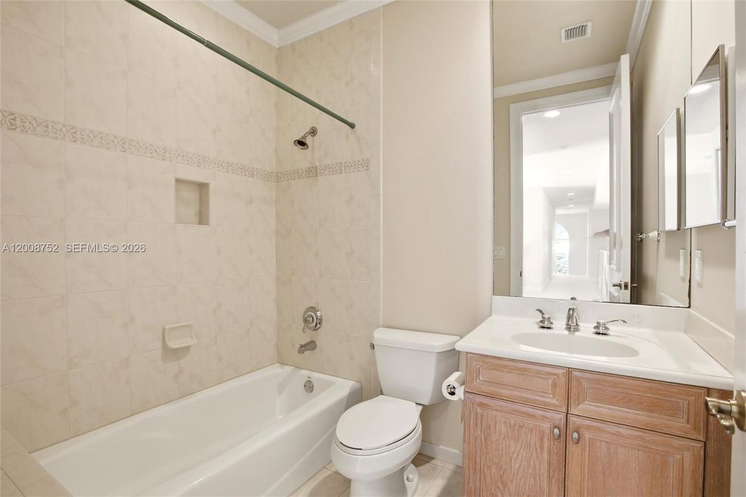 For Sale: $2,700,000 (6 beds, 5 baths, 4889 Square Feet)