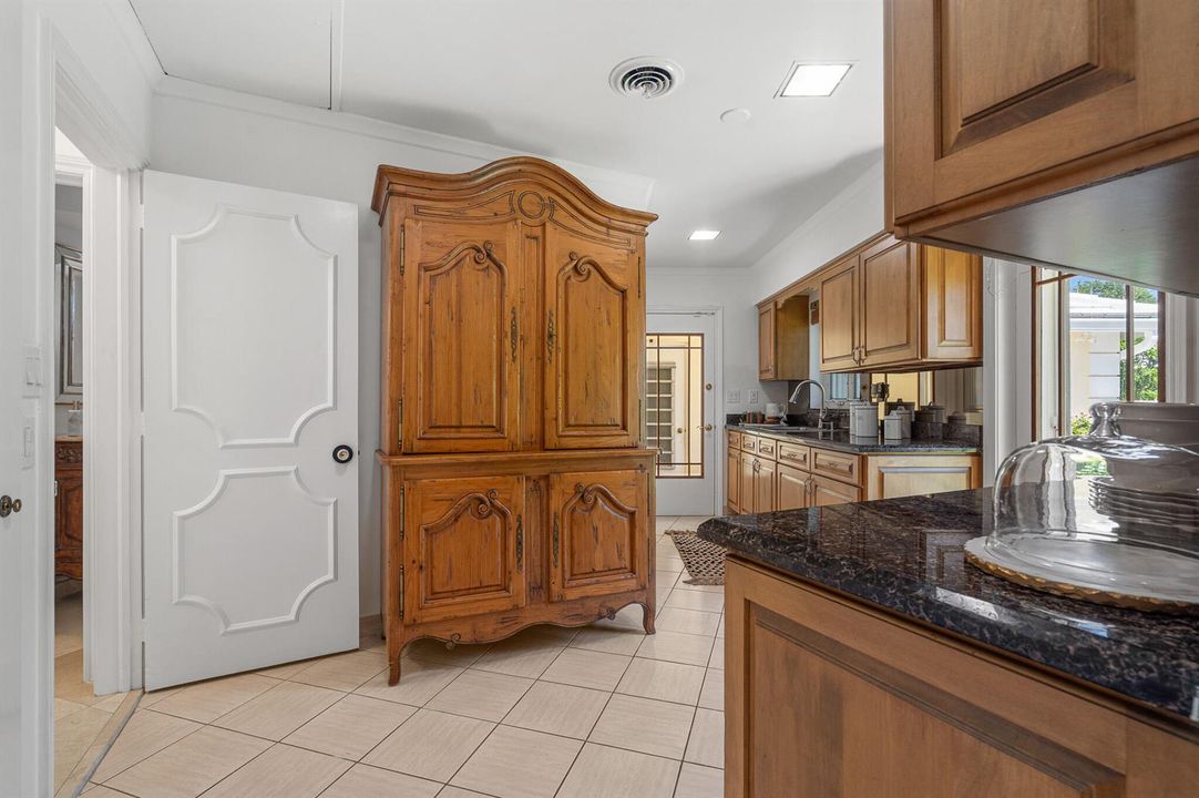 Butler's Pantry