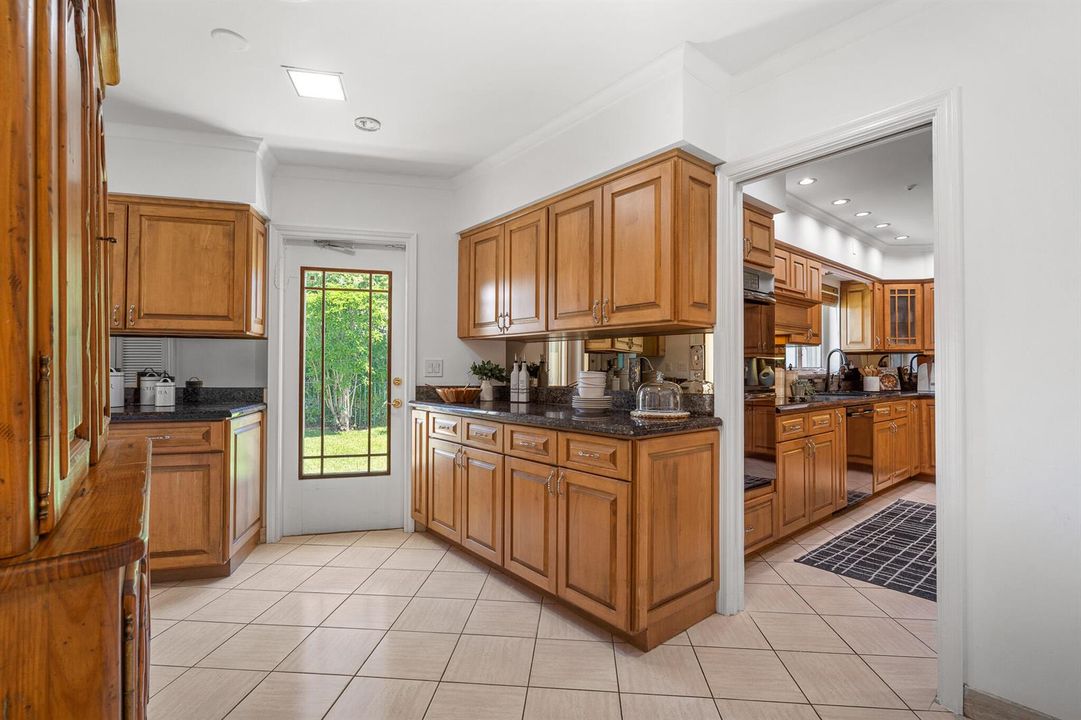 Butler's Pantry