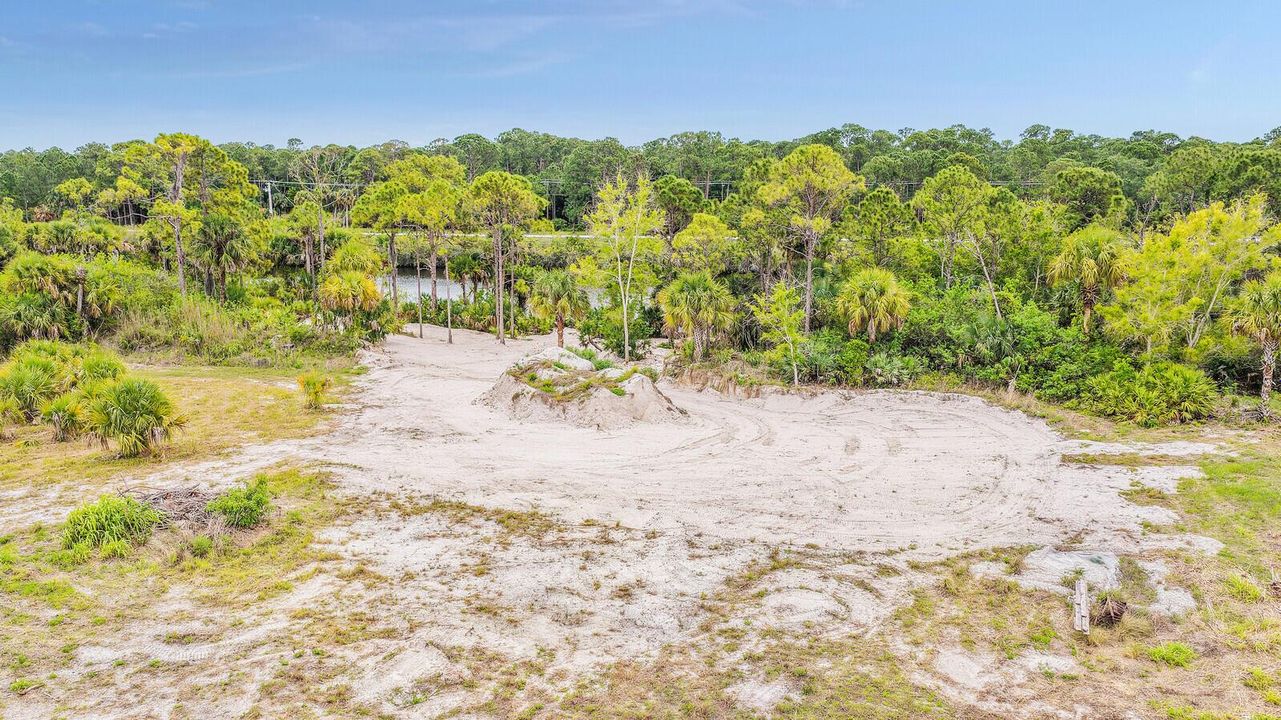 04_Aerial12_mls