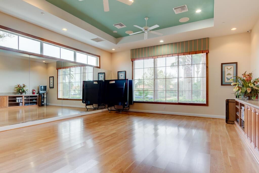 Woodfield Yoga/Dance Room 34