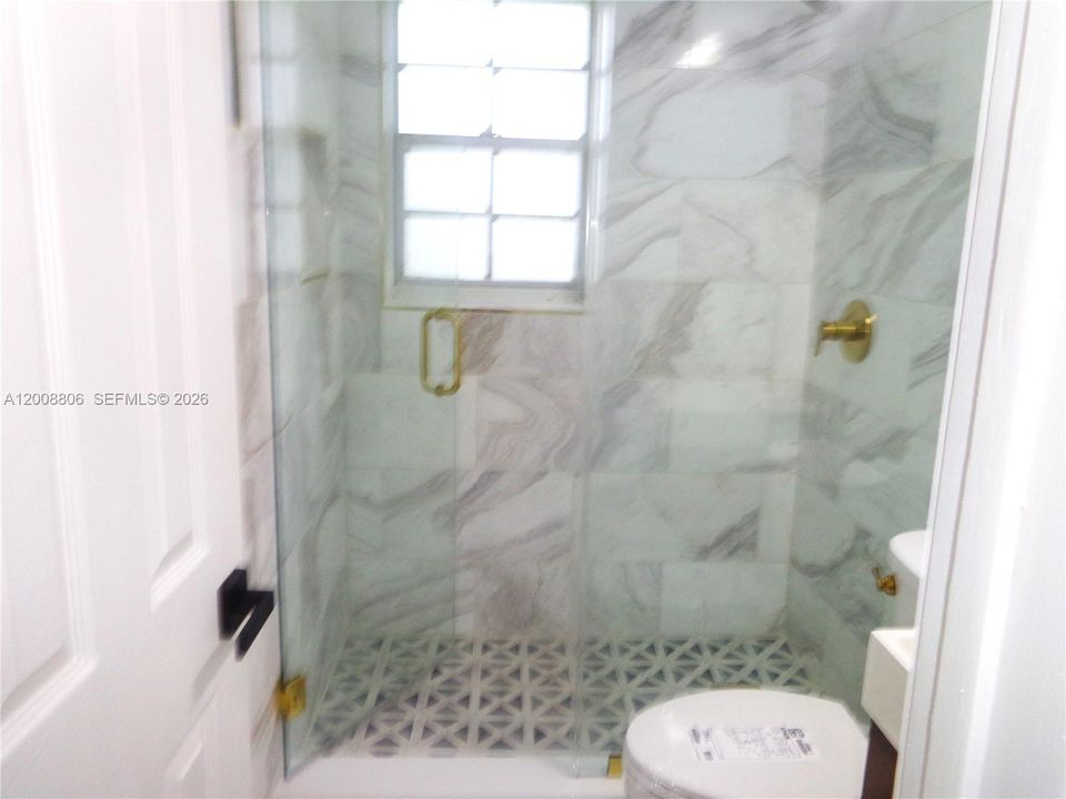 На продажу: $499,999 (2 спален, 2 ванн, 868 Квадратных фут)